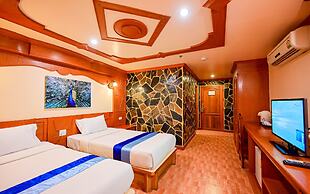 Tiger Complex Hotel