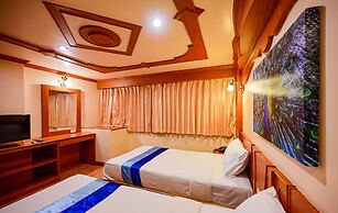 Tiger Complex Hotel
