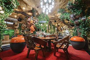 Tiger Complex Hotel