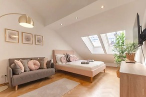 Designer Apartments - Near Reumannplatz