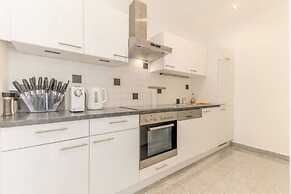 Designer Apartments - Near Reumannplatz