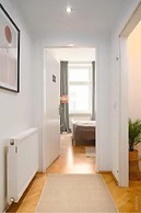Designer Apartments - Near Reumannplatz
