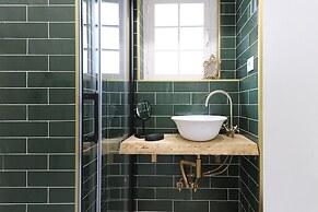 Castelo Premium II by Homing