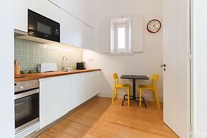 Alfama Deluxe by Homing