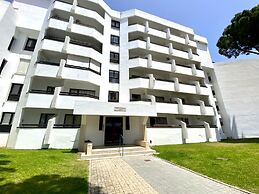 Vilamoura Charming With Pool by Homing