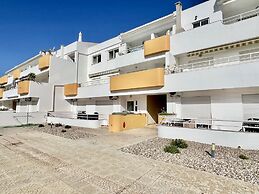 Vilamoura Fresh With Pool by Homing