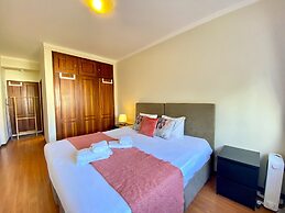 Vilamoura Fresh With Pool by Homing