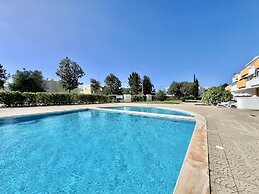 Vilamoura Fresh With Pool by Homing