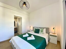 Vilamoura Twins 2 With Pool by Homing