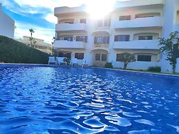 Vilamoura Twins 2 With Pool by Homing