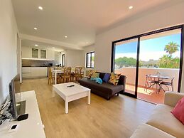 Vilamoura Twins 2 With Pool by Homing