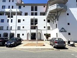 Vilamoura Central 7 With Pool by Homing