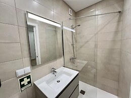 Quarteira Modern by Homing