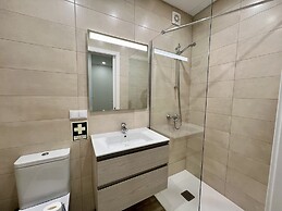 Quarteira Modern by Homing