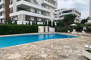 Phaedrus Living Byzantium Modern City Flat