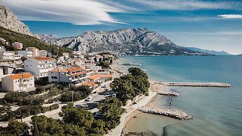 Rogač Rooms & Restaurant