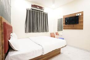 Hotel King Residency