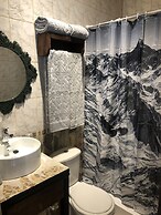 Magellanicus Rustic Suites