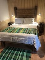 Magellanicus Rustic Suites
