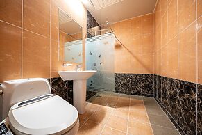 F-one Hotel