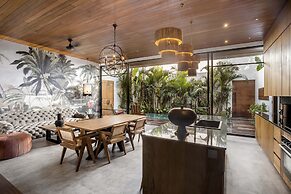 Nusantara Loft Ndao by Alfred in Bali