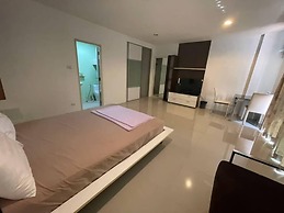 BKK TEAK