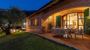 Villa Adisa 8 Emma Villas
