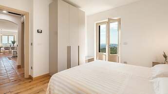 Casale Grottini 8 Emma Villas