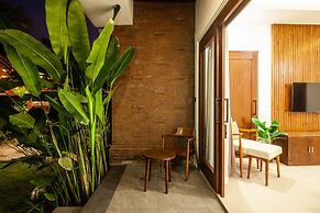 Griya Shanti Suites