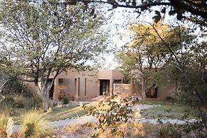 Toshari Lodge