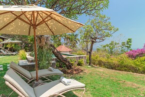 Villa Lotus Kayuputih