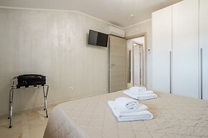 Azzurra Apartments