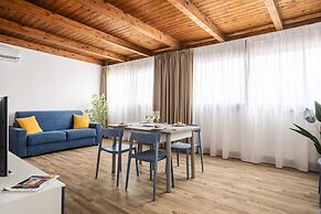 Azzurra Apartments