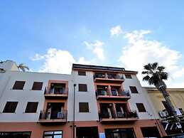 Azzurra Apartments