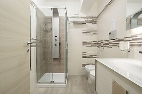 Azzurra Apartments