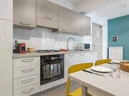 Azzurra Apartments