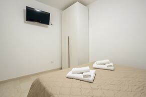 Azzurra Apartments