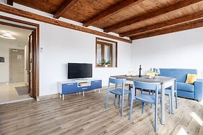 Azzurra Apartments