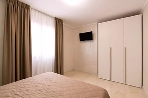 Azzurra Apartments