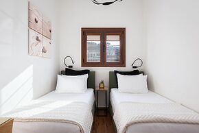 Aniv Villa by The Sea