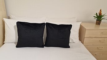 Compact Living Cosy Studio Flat in London