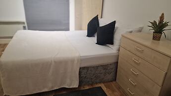 Compact Living Cosy Studio Flat in London