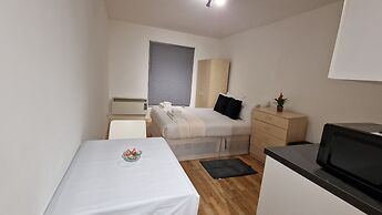 Compact Living Cosy Studio Flat in London
