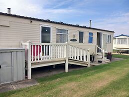 Chapel St Leonards Happy Days Beachfield
