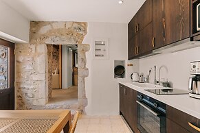 Pyrgos Towers