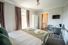 The Clifton Hotel