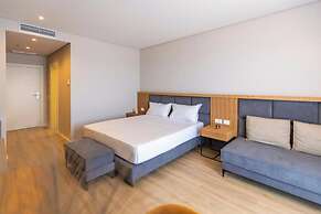 AMR Hotel