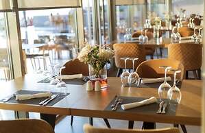 AMR Hotel