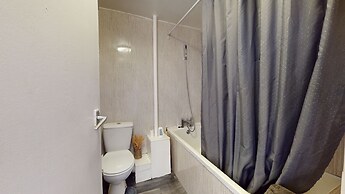 Amazing and Immaculate 2-bed House in Manchester