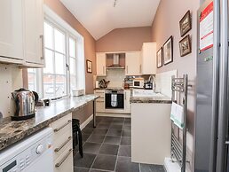 6 Granary Court